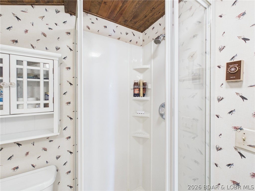 692 Windcrest Point Property Photo 14