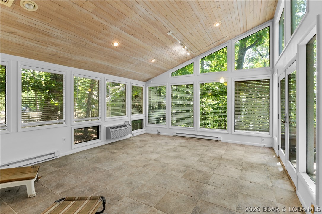 26 Walkers Cay Drive Property Photo 1