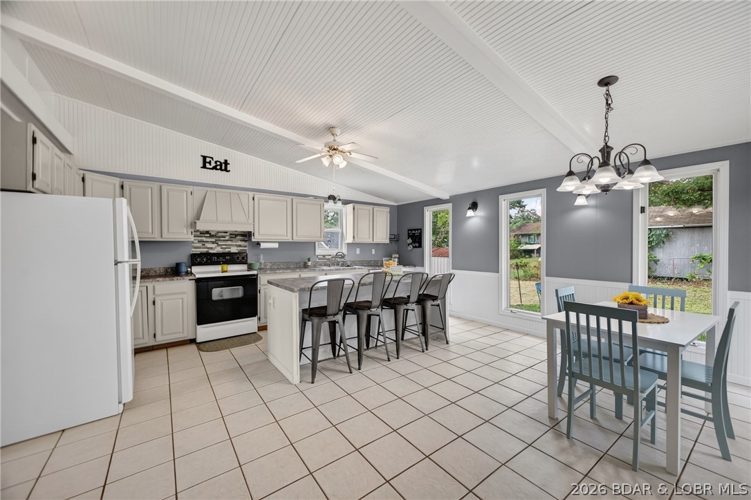 131 Poplar Street Property Photo 1
