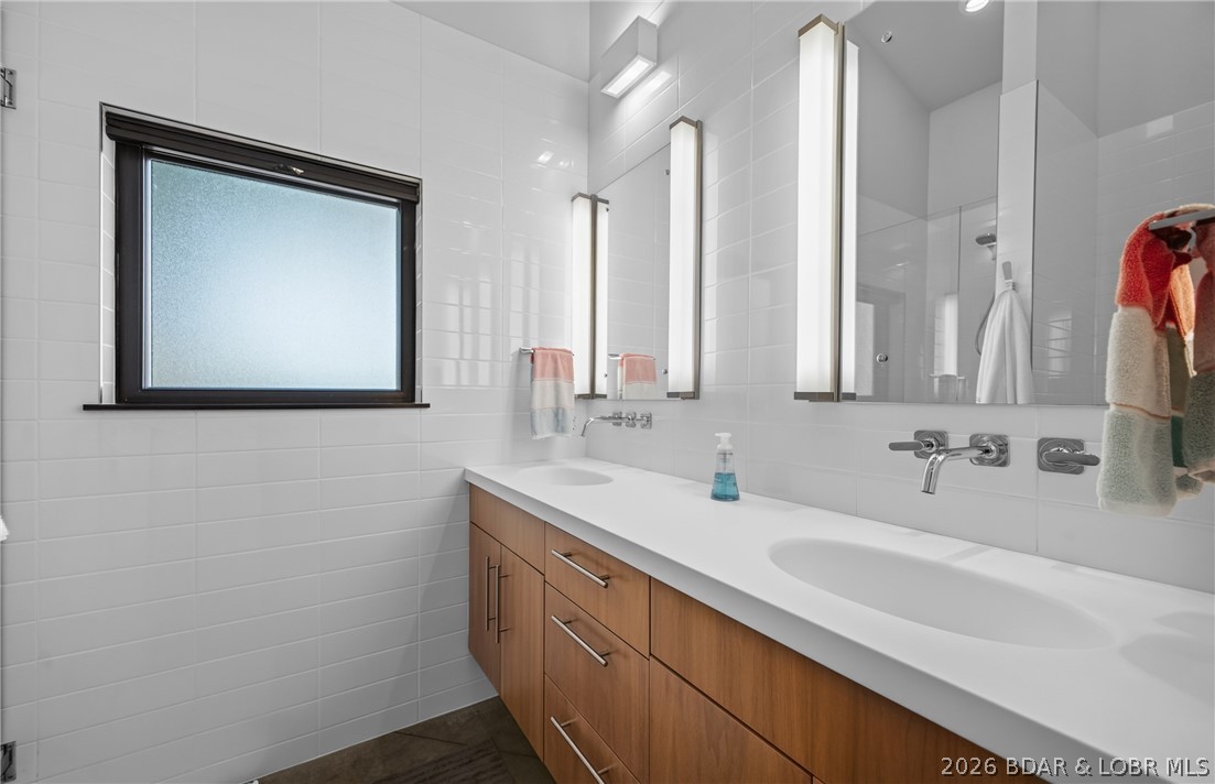 33166 Lakeview Drive Property Photo 15