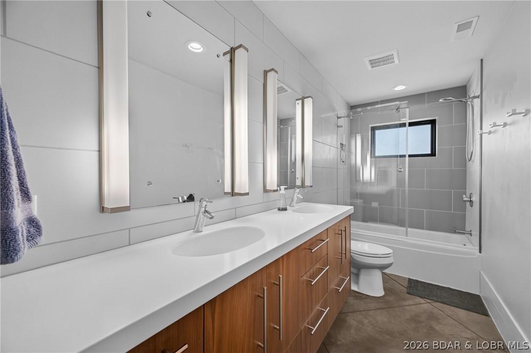 33166 Lakeview Drive Property Photo 22