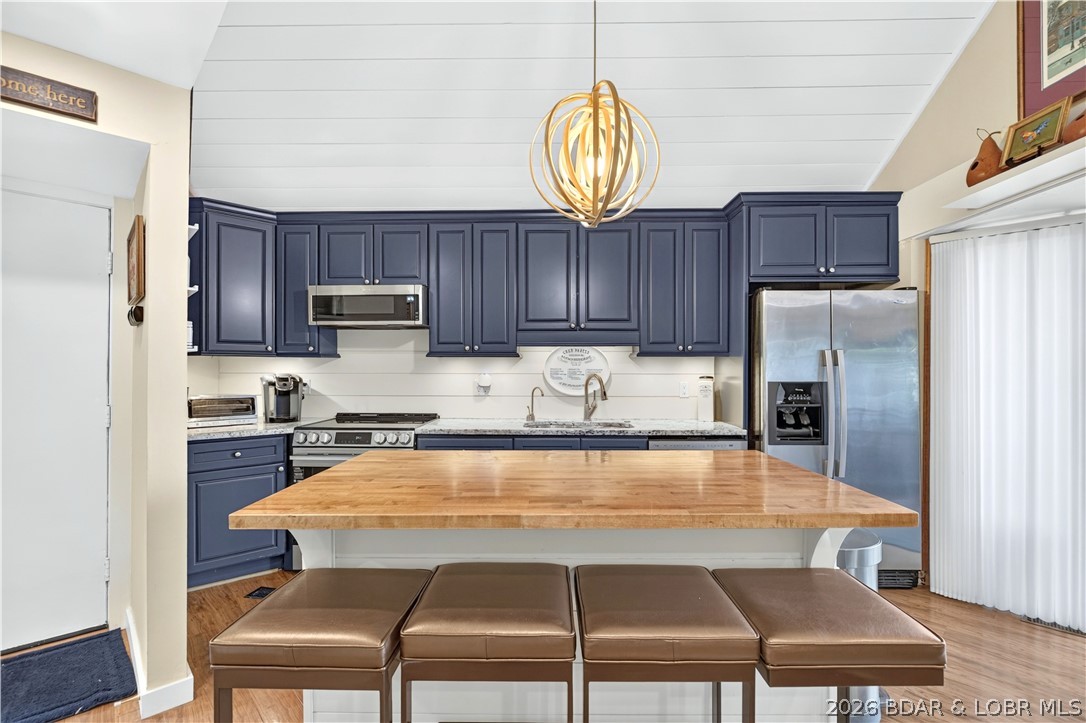 3588629 Property Photo 2