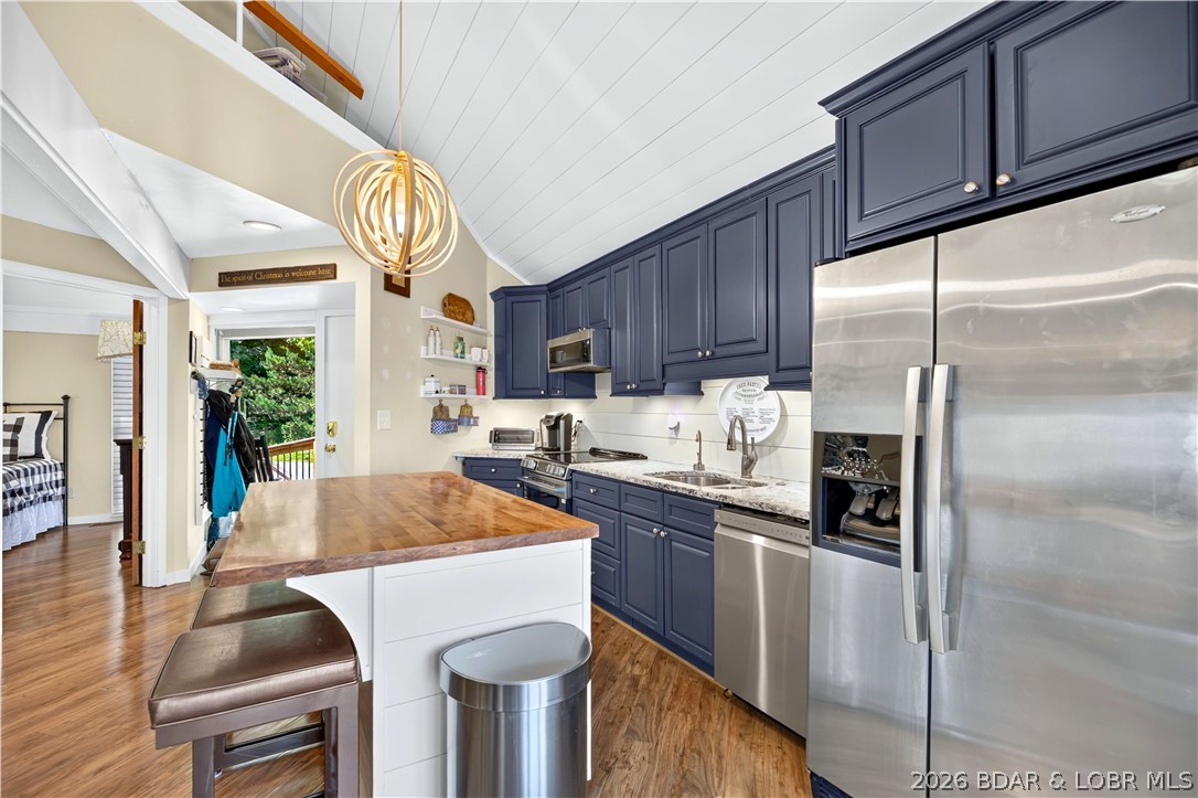 3588629 Property Photo 3