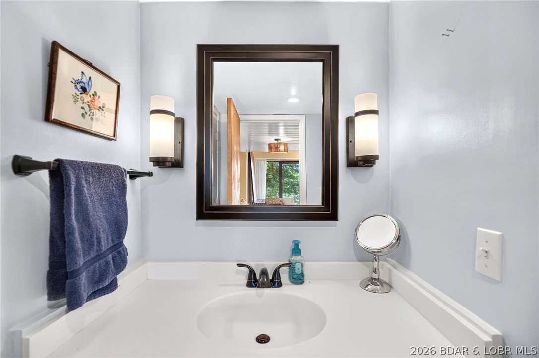 3588629 Property Photo 37