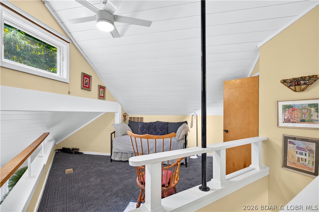 3588629 Property Photo 40