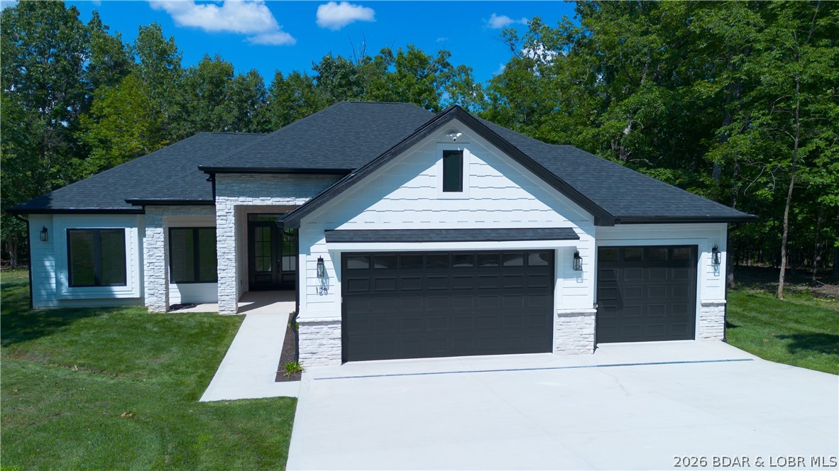 125 Muirfield Drive Property Photo 1