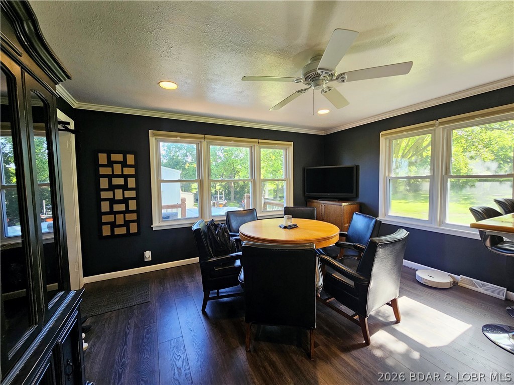 609 4th Street Property Photo 4