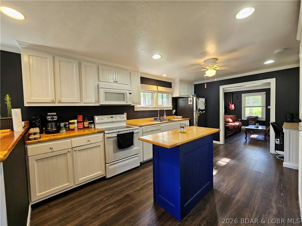609 4th Street Property Photo 6
