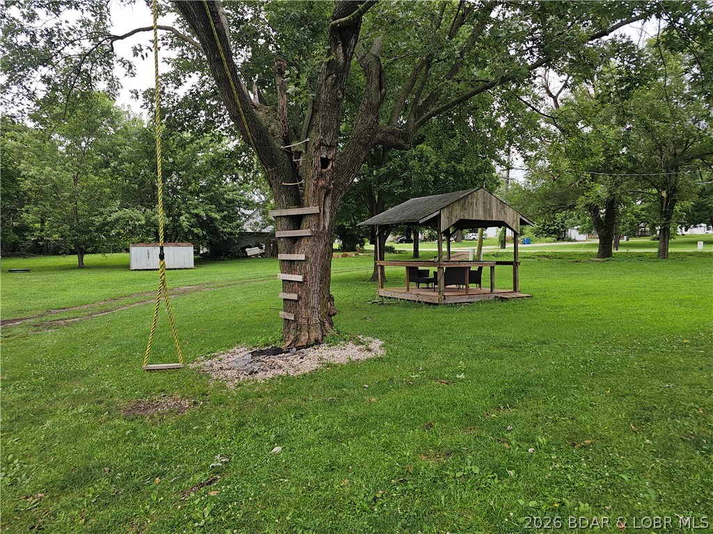 609 4th Street Property Photo 11