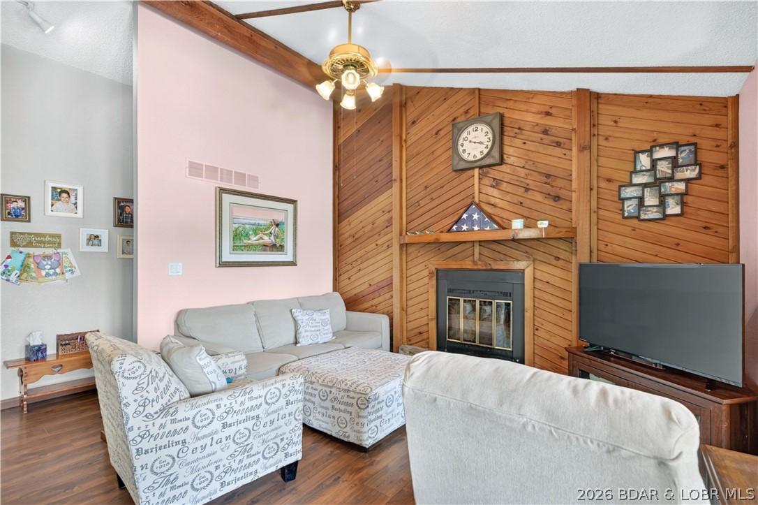 399 Porter Loop Property Photo 11
