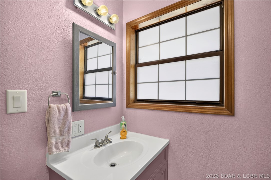 399 Porter Loop Property Photo 24