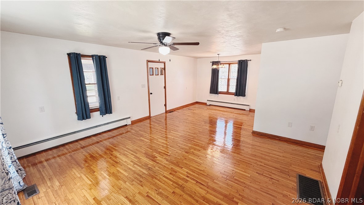 304 N. Spruce Street Property Photo 5