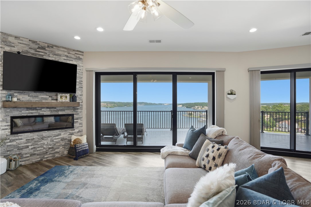 166 Captiva Drive 8c Property Photo 1