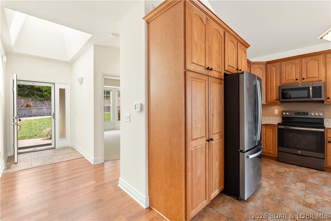 877 Great Ship Street Property Photo 6