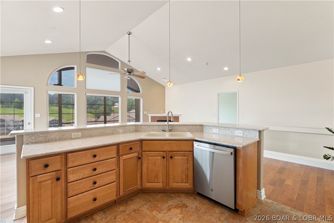 877 Great Ship Street Property Photo 7