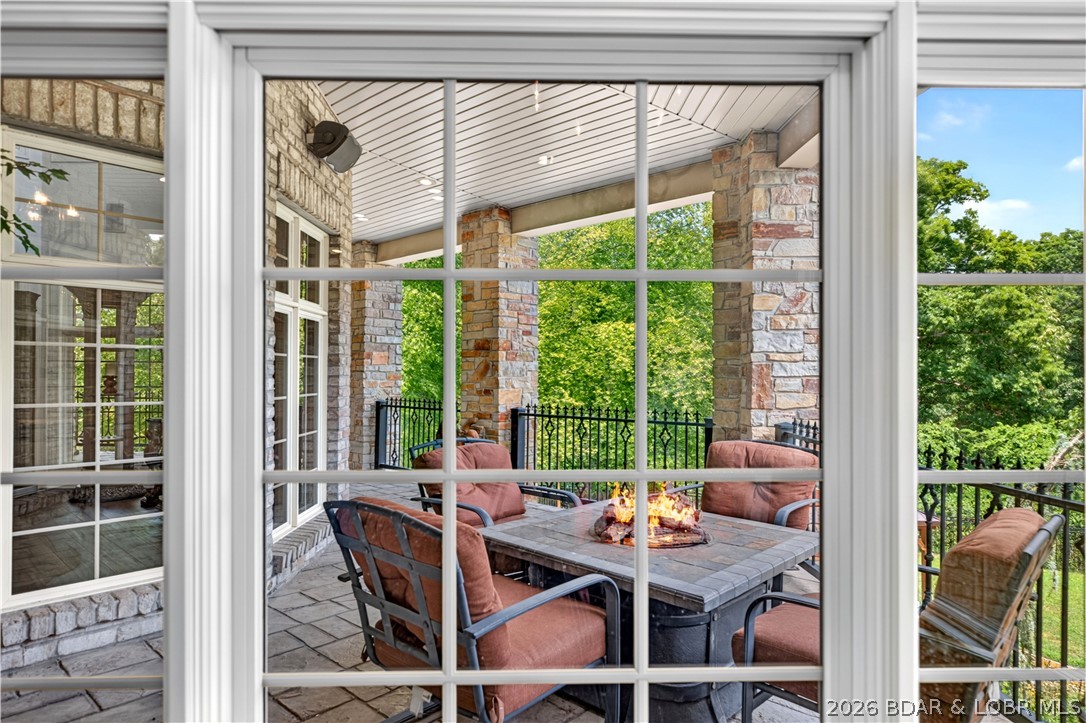 5767 Cobblestone Drive Property Photo 15