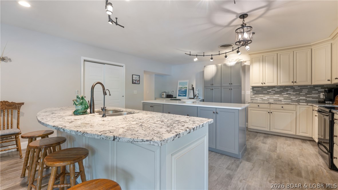 39 Outer Point Property Photo 13