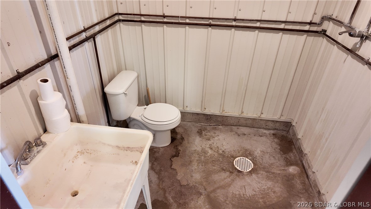 801 E. 8th Street Property Photo 5