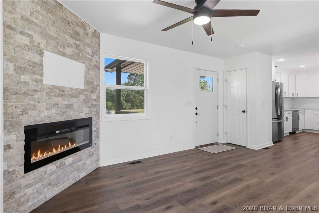 641 Hwy Y Property Photo 2