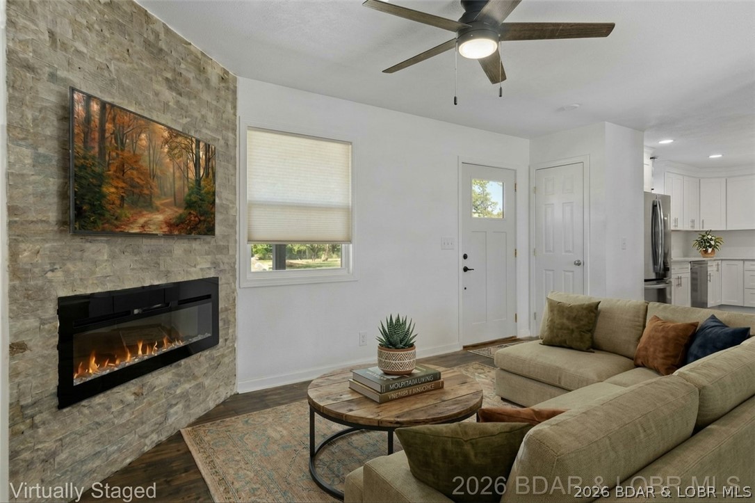 641 Hwy Y Property Photo 3