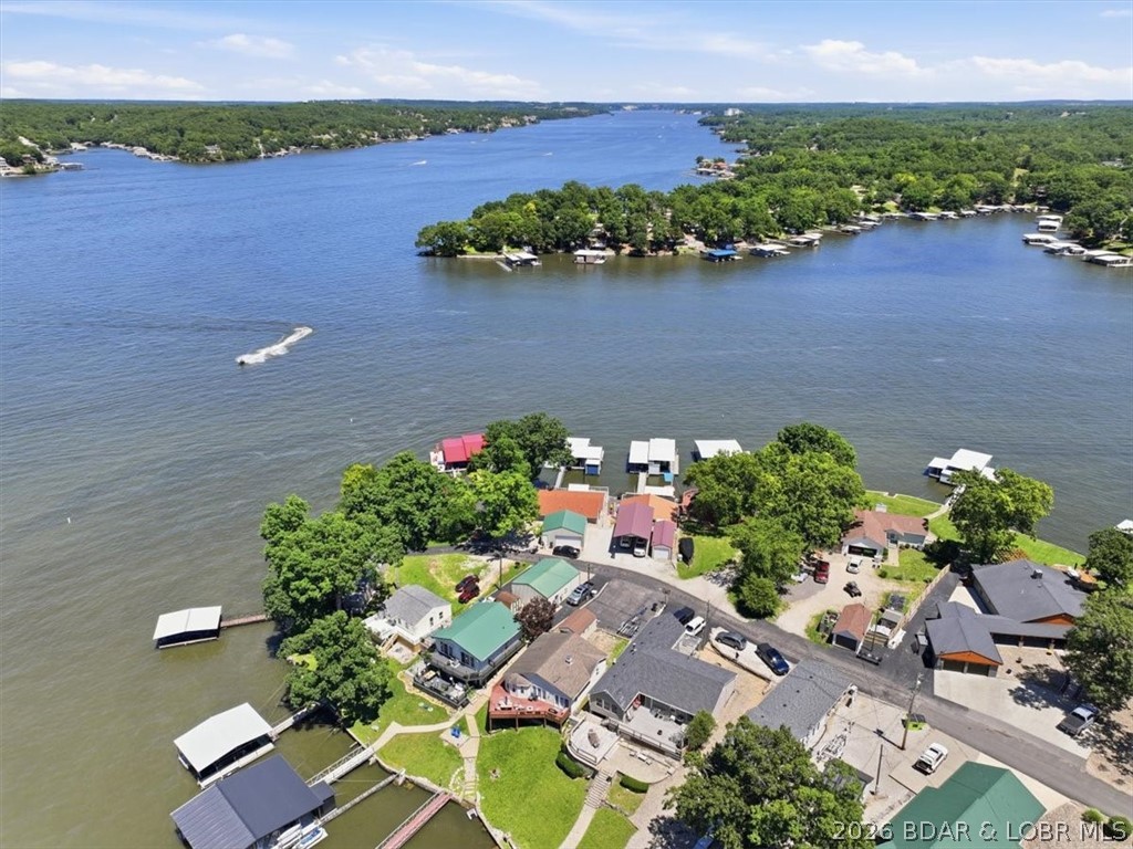 2202 Spring Cove Road Property Photo 6