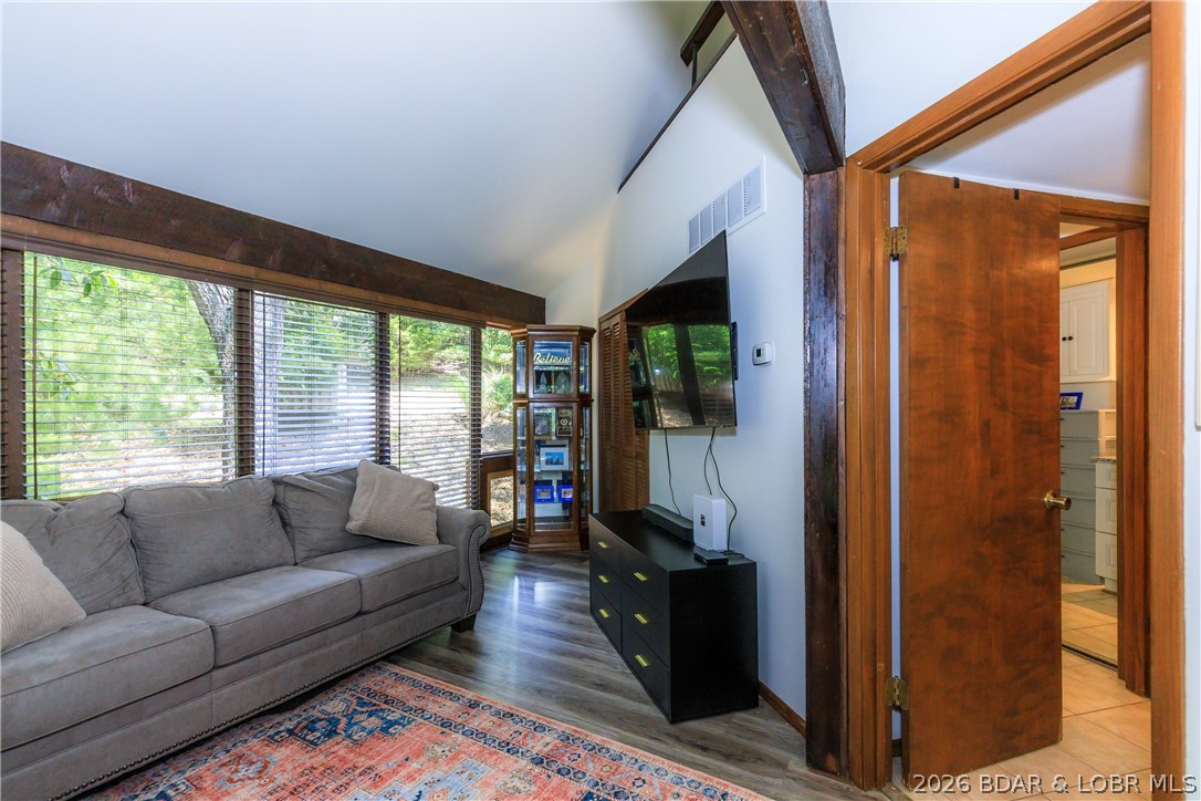 328 Hogan Drive C Property Photo 18