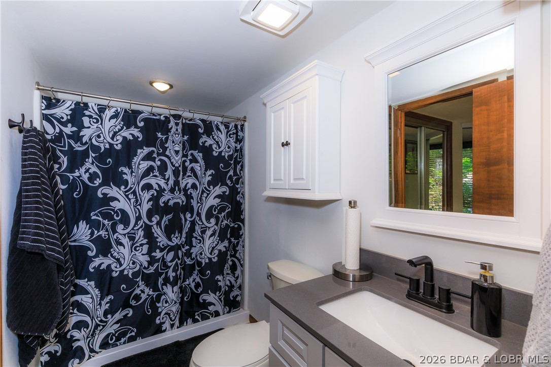 328 Hogan Drive C Property Photo 26