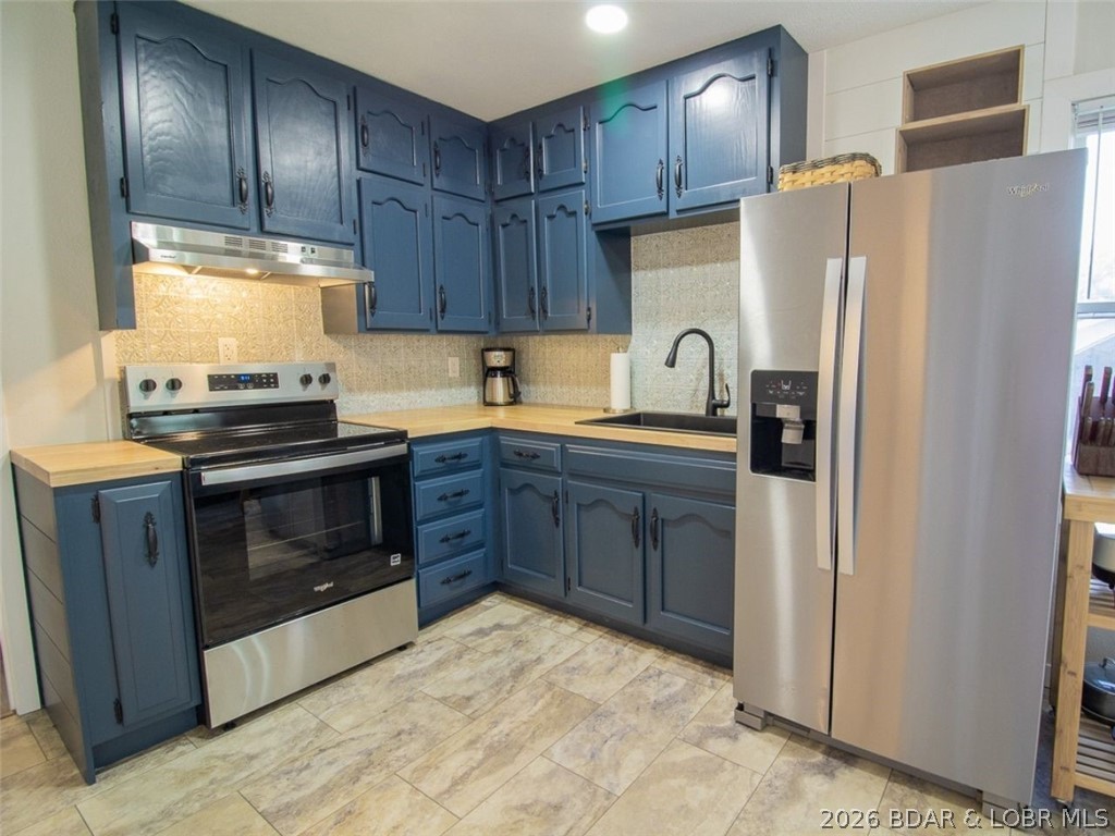 23142 Salley Drive Property Photo 3