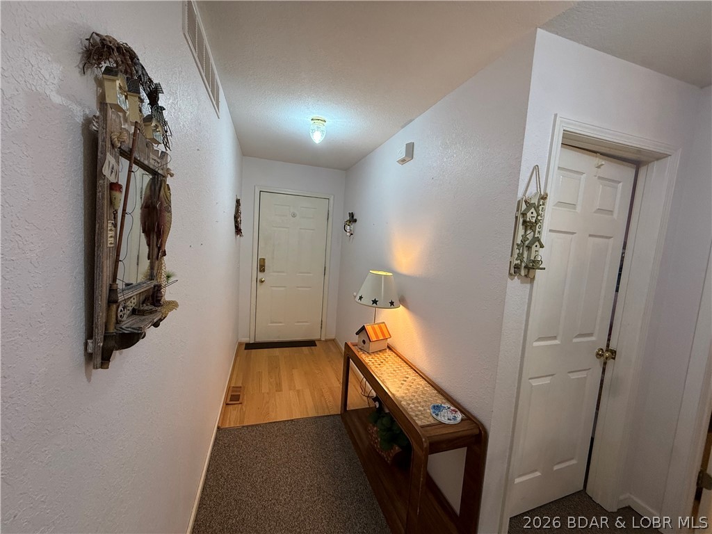 27085 Dixie Ln Property Photo 7