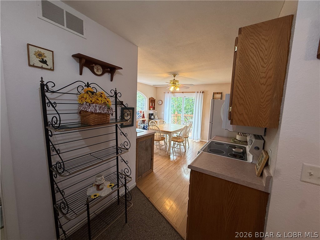 27085 Dixie Ln Property Photo 10