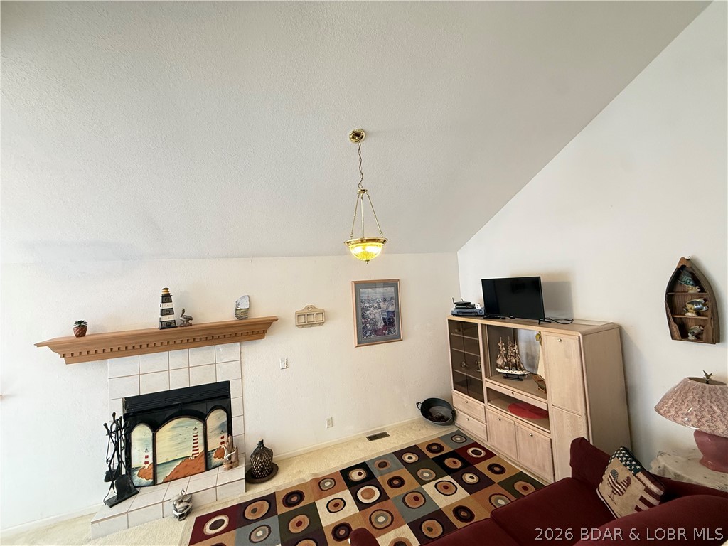 27085 Dixie Ln Property Photo 11