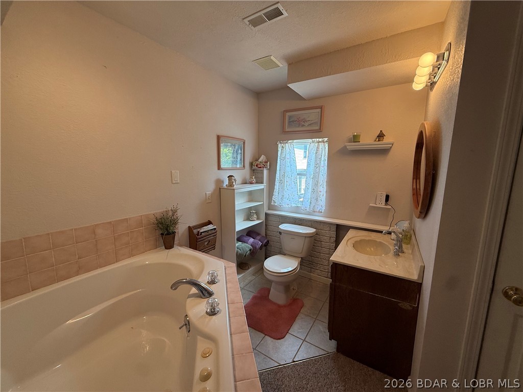 27085 Dixie Ln Property Photo 35