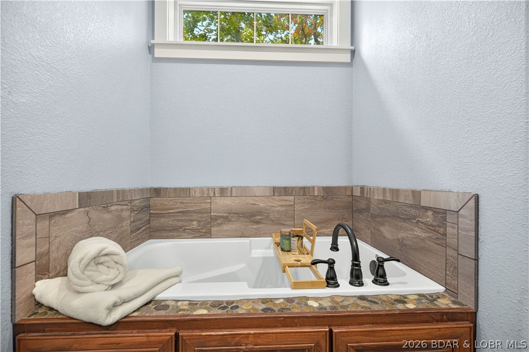 135 Windjammer Estates Drive Property Photo 35