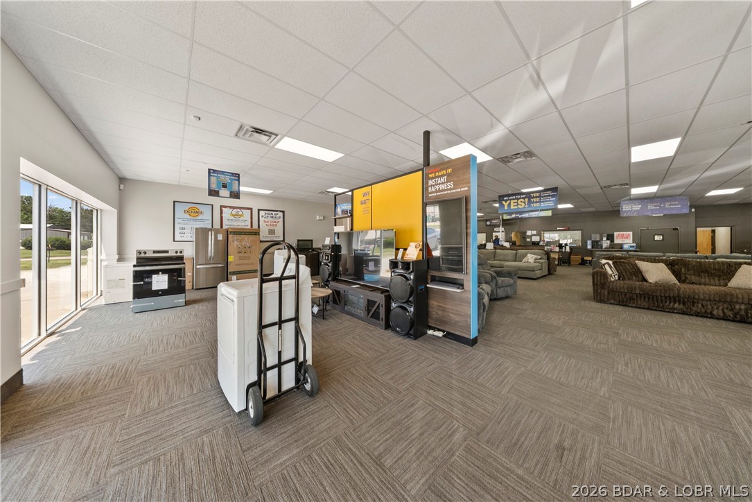 1812 Bus Us-54 Property Photo 25
