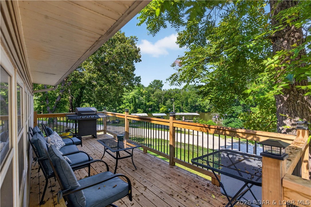 17521 Snowcap Loop Property Photo 10