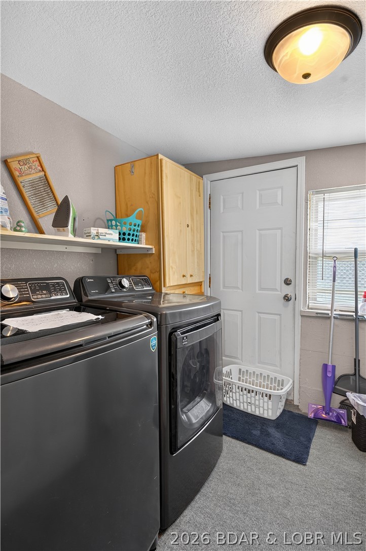 17521 Snowcap Loop Property Photo 32