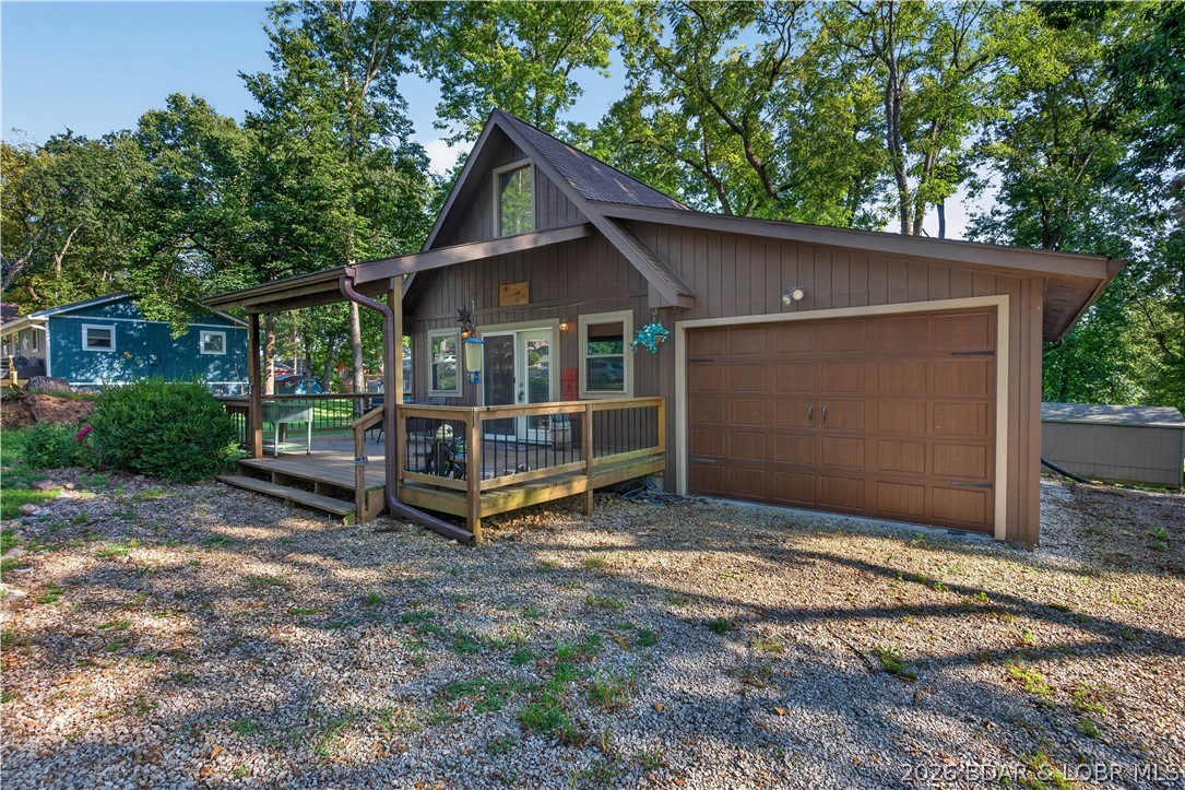 18518 Mimosa Circle Property Photo 1