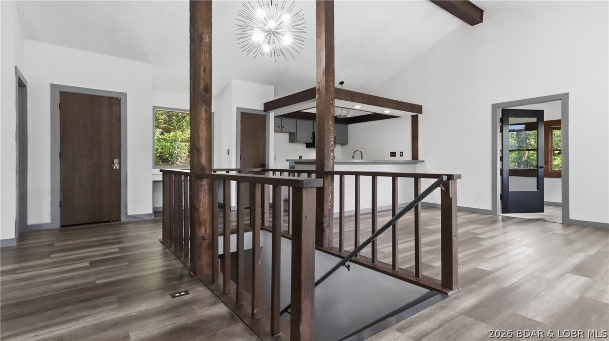 63 Spanish Wells Court Property Photo 4