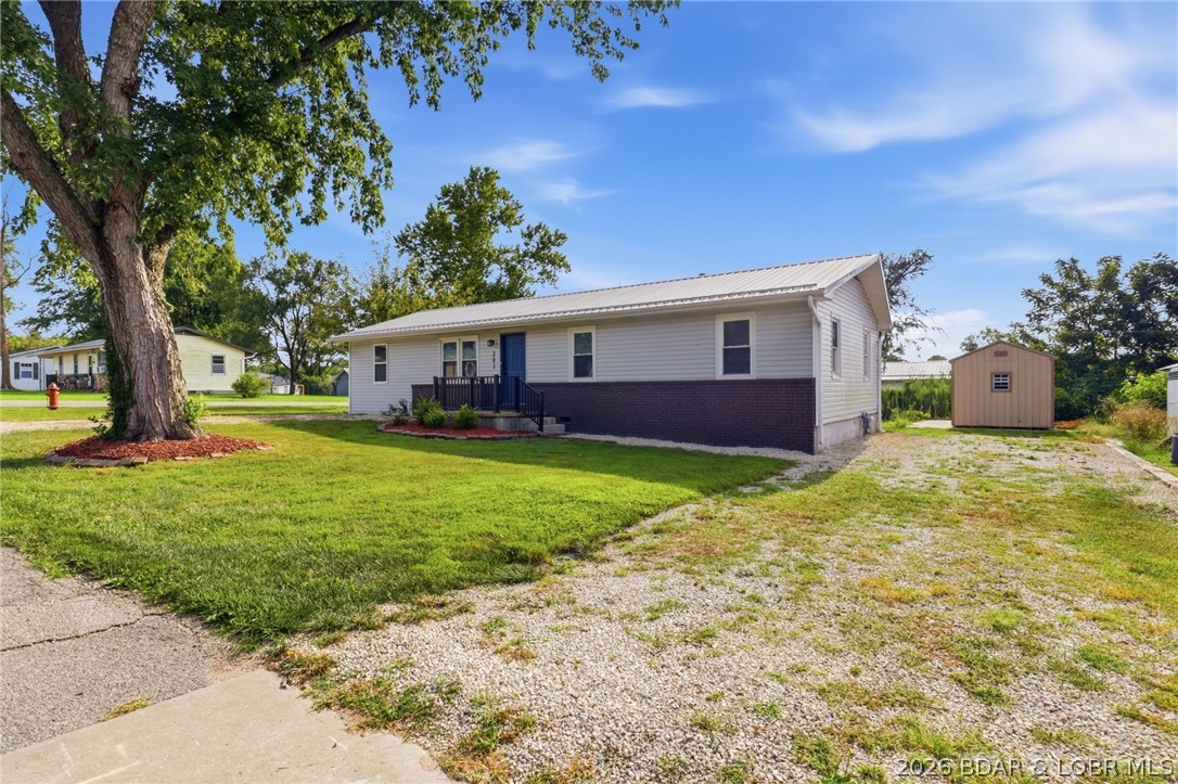 201 Greenwich Avenue Property Photo 3