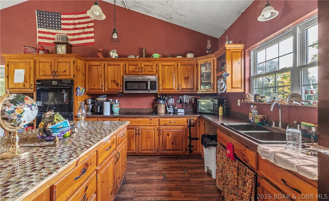 407 Highway Y Property Photo 16