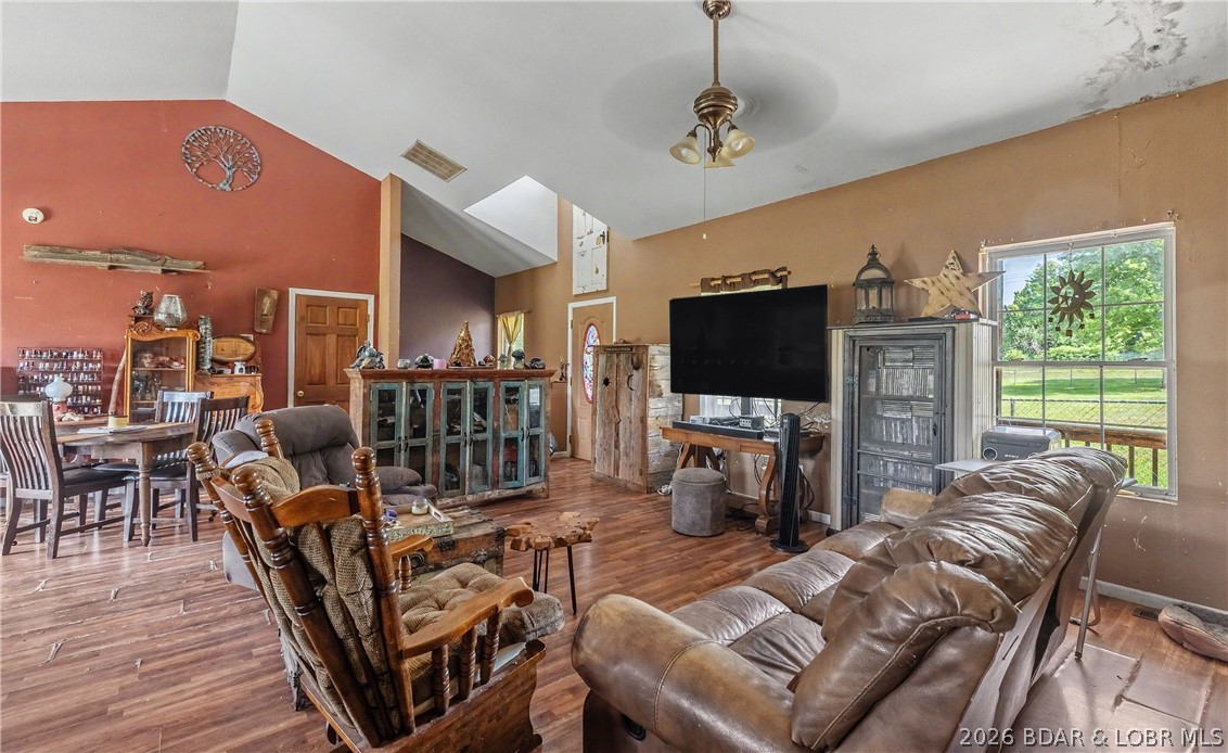 407 Highway Y Property Photo 18