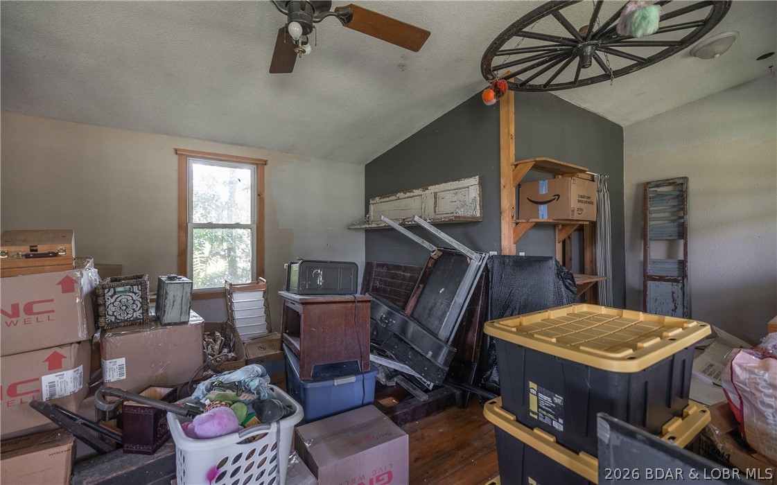 407 Highway Y Property Photo 32