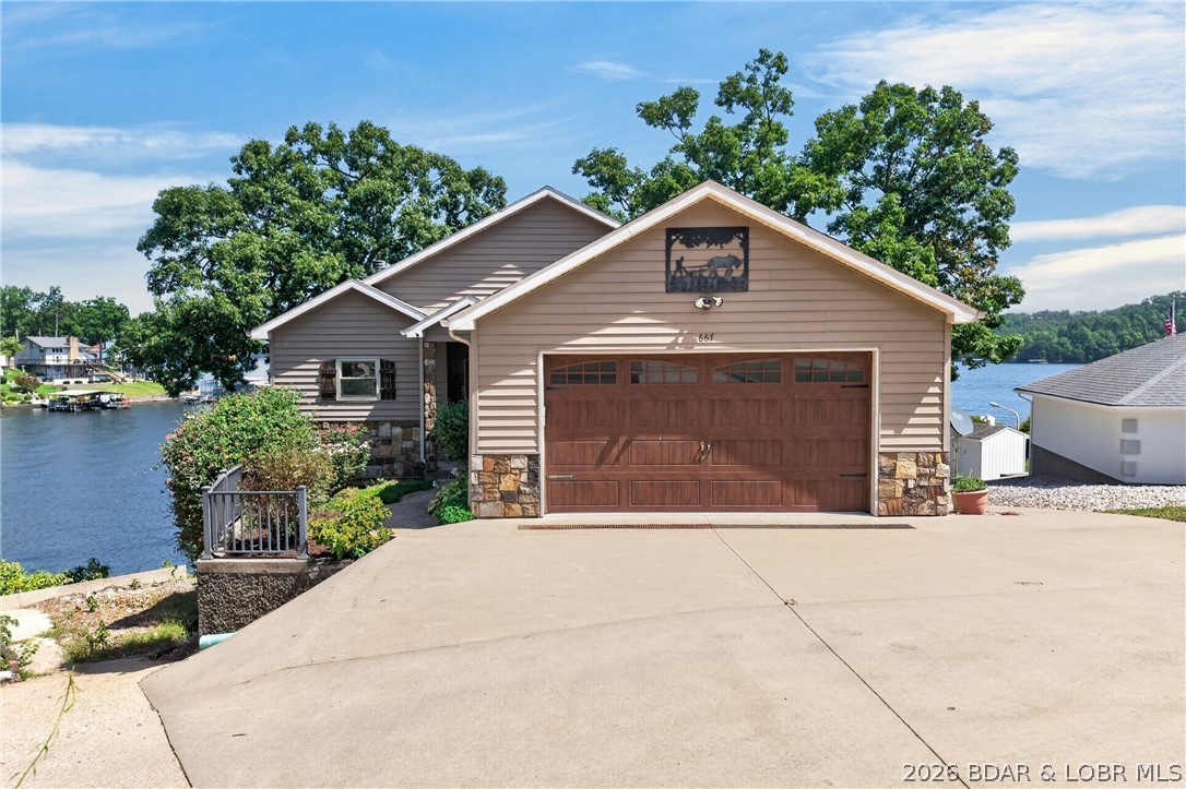 667 Erdmann Road