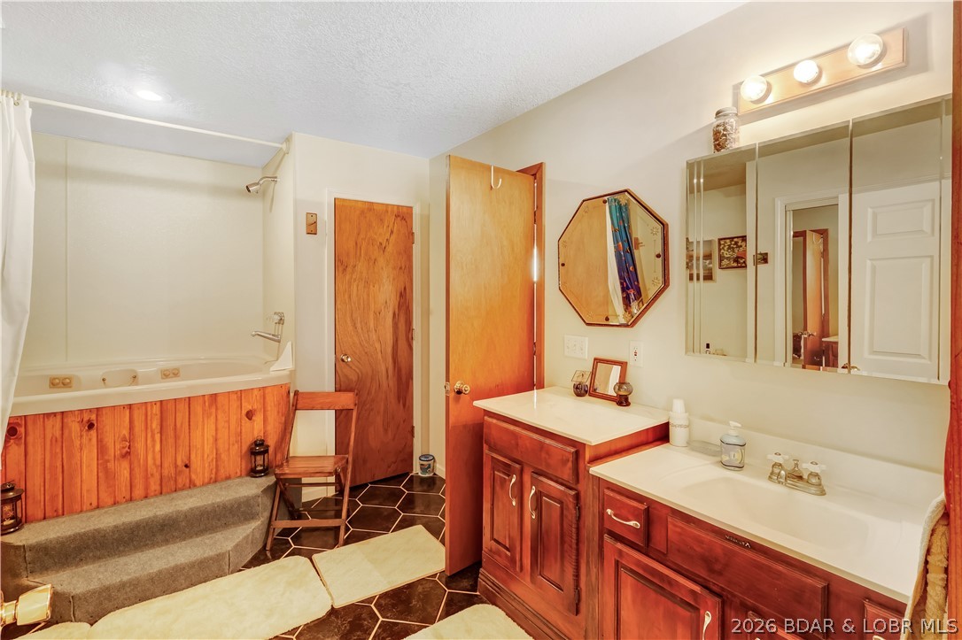16376 Twisted Tree Road Property Photo 26