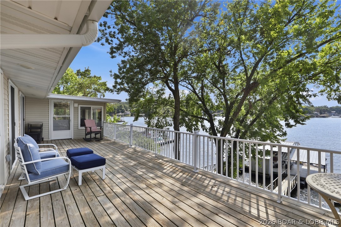 209 Cameo Point Property Photo 13