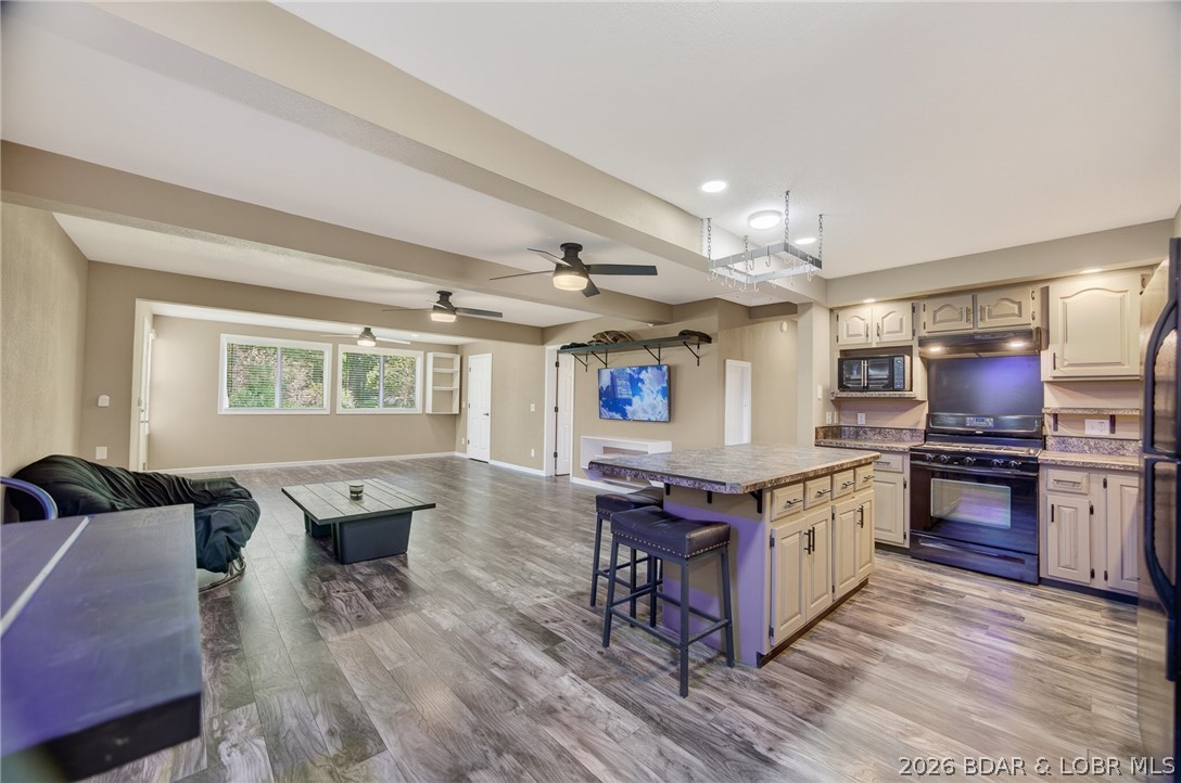 27 River Stone Property Photo 9