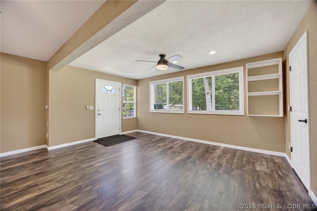 27 River Stone Property Photo 10