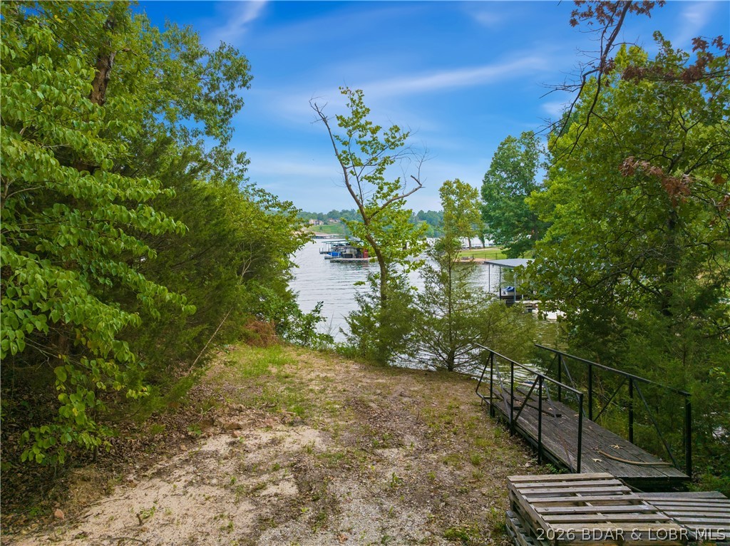 424 Island View Lane