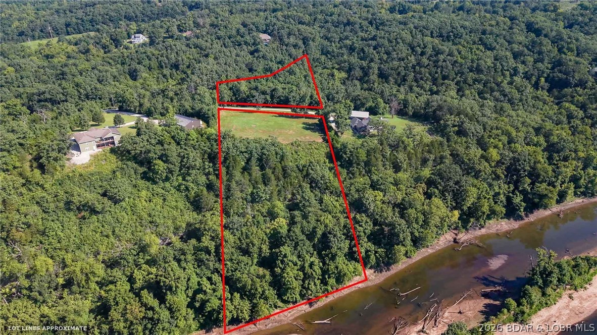 16 Bluff Drive Property Photo 3