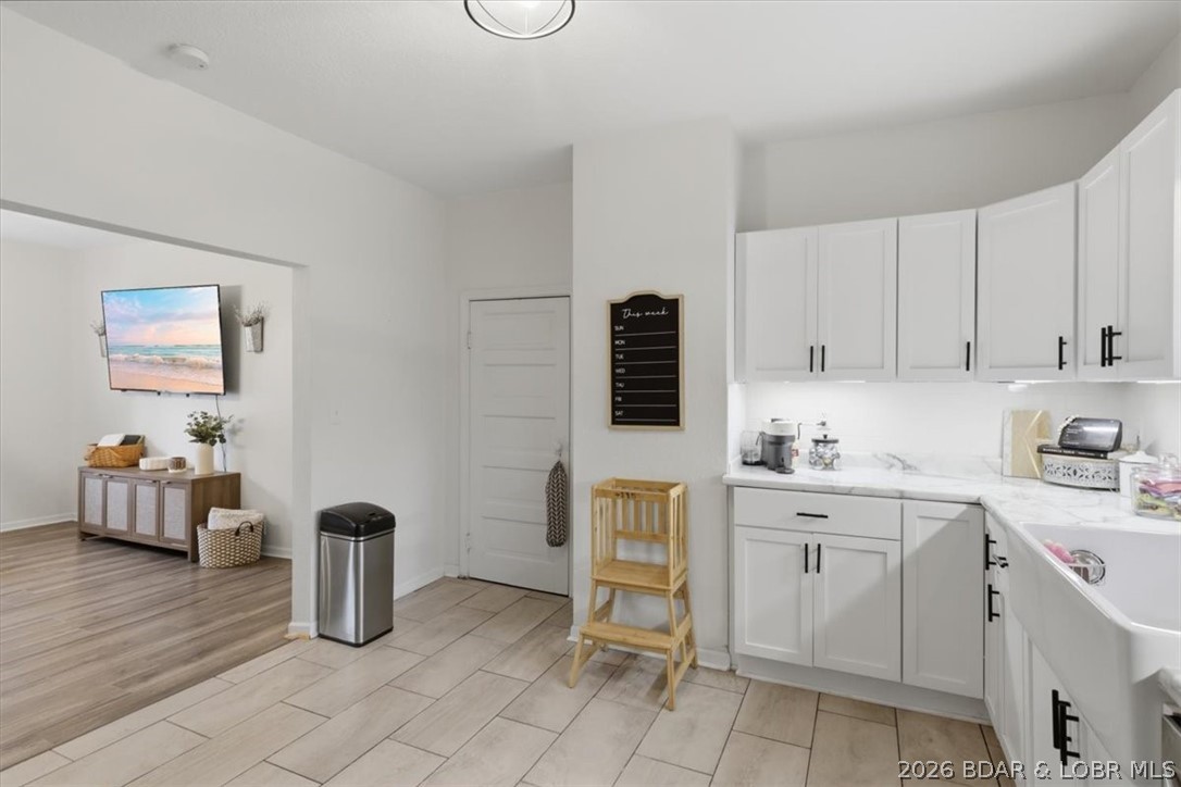 209 N Maple Street Property Photo 7